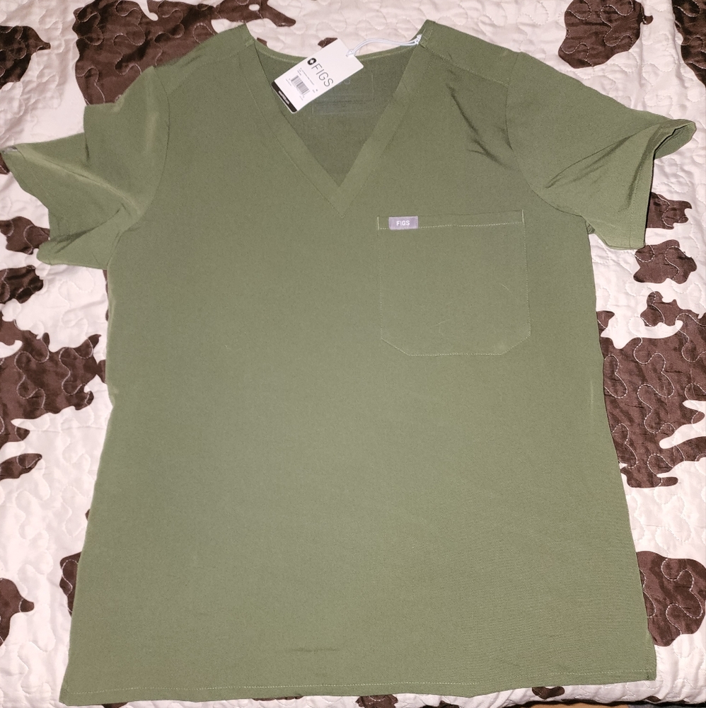 Figs Olive Catarina scrub top